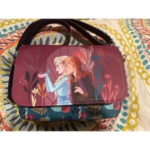 NWOT Disney Parks Frozen 2 Anna and Elsa Fleur design Crossbody Bag